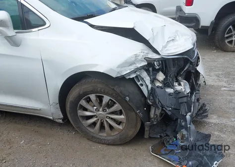 2017 Chrysler Pacifica Touring-L from USA, damaged, VIN 2C4RC1BG5HR523059